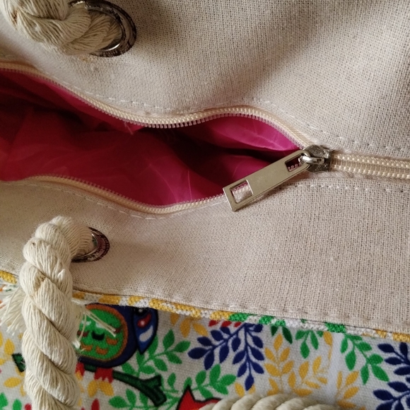 Canvas tote travel market bag owls rope handle zip closure red green yellow blue - Picture 9 of 12
